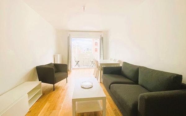 Appartement à louer    2 pièces • 50,70 m2 Courbevoie