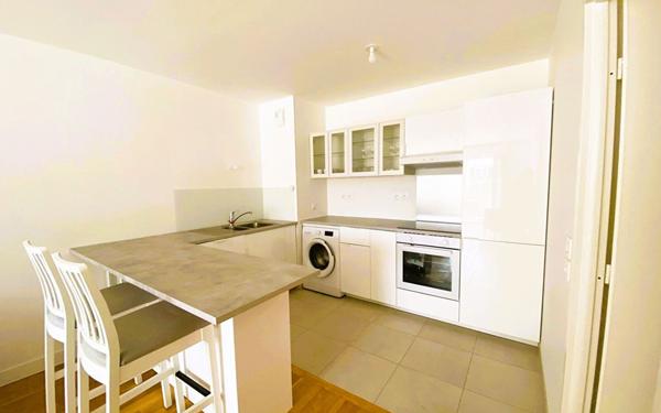 Appartement à louer    2 pièces • 50,70 m2 Courbevoie