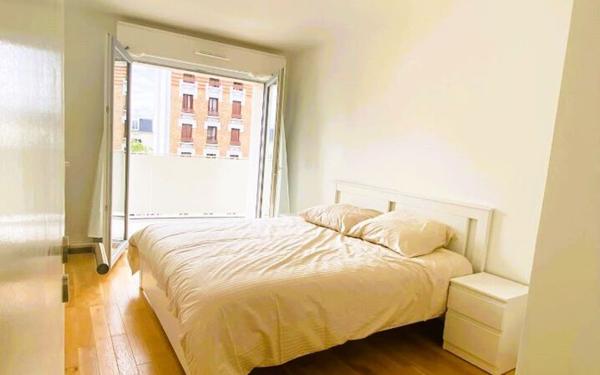 Appartement à louer    2 pièces • 50,70 m2 Courbevoie