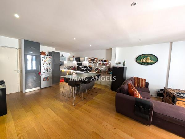 Appartement T3 de 69 m² avec terrasse — Sète