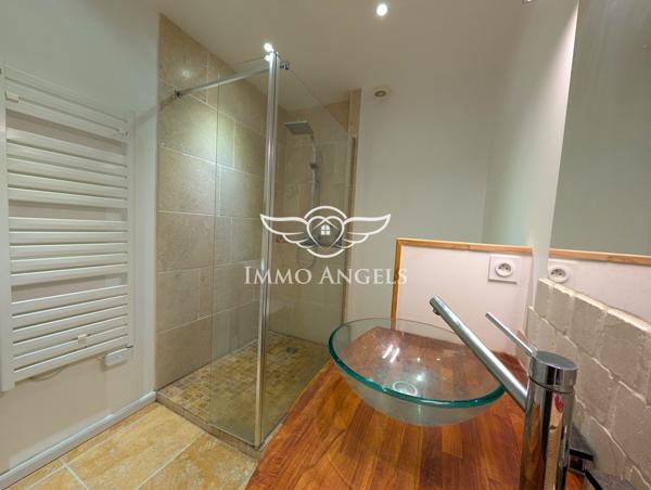 Appartement T3 de 69 m² avec terrasse — Sète