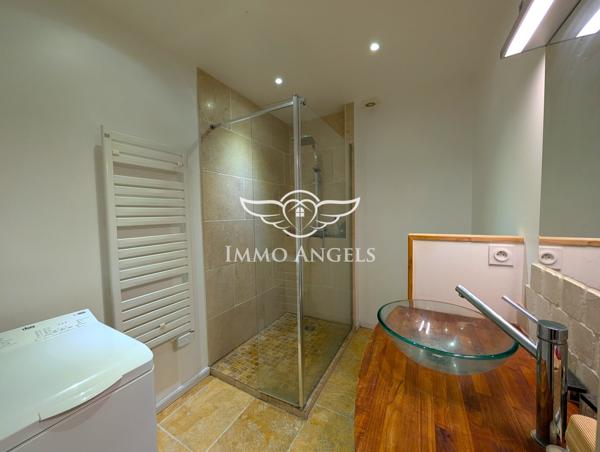 Appartement T3 de 69 m² avec terrasse — Sète
