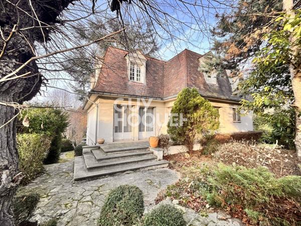 MAISON À VENDRE DE 7 PIÈCES DE 160,00 M²