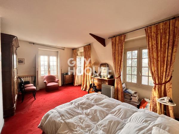 MAISON À VENDRE DE 7 PIÈCES DE 160,00 M²