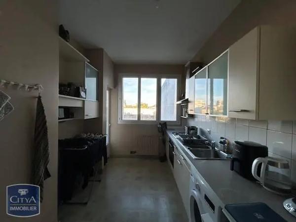 Appartement à louer 2 pièces 48.7m²