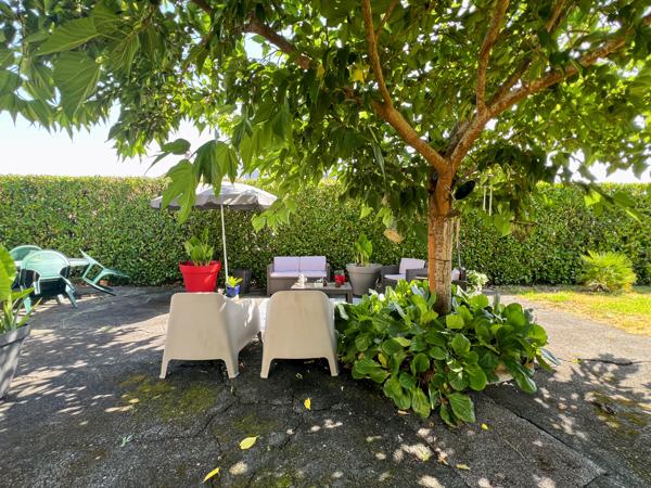 Maison
         6 pièces
        - 190 m² 699 000 € *
