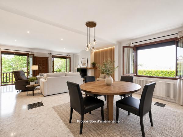 Maison
         6 pièces
        - 190 m² 699 000 € *
