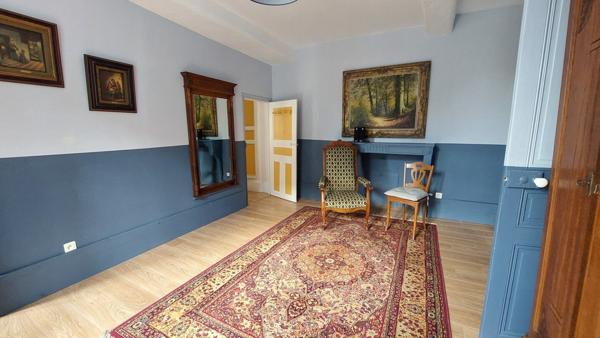 AGREABLE MAISON DE VILLE