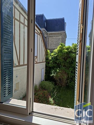 TROUVILLE - 2 MN dES QUAIS, Trouville sur mer 14360