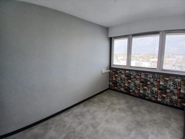 Appartement T4 Laval Centre