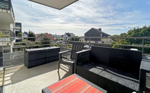 Appartement à louer    2 pièces •  Larmor-Plage