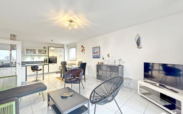 Appartement à louer    2 pièces •  Larmor-Plage