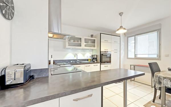 Appartement à louer    2 pièces •  Larmor-Plage