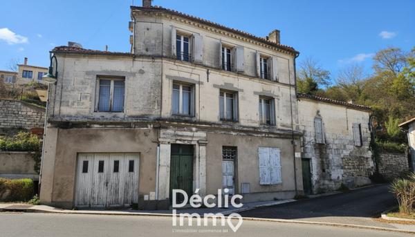 Vente maison à rénover Voeuil et giget, 145m² 8 pièces 86 000€ avec garage