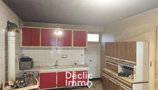 Vente maison à rénover Voeuil et giget, 145m² 8 pièces 86 000€ avec garage