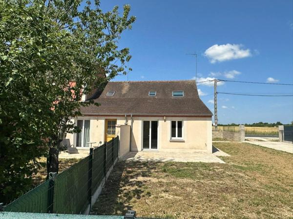 Investisseur, ensemble immobilier de deux maisons louées avec terrain.