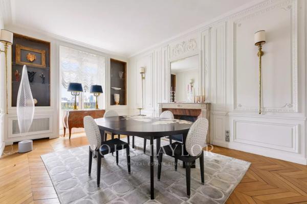 FOCH - FLANDRIN. Appartement vues dégagées