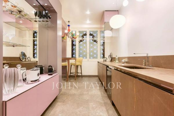 FOCH - FLANDRIN. Appartement vues dégagées