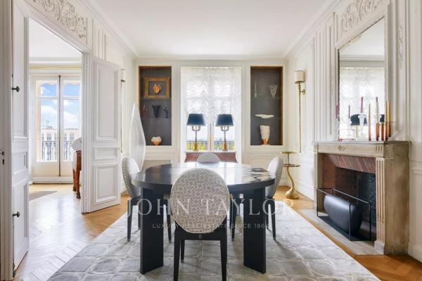 FOCH - FLANDRIN. Appartement vues dégagées