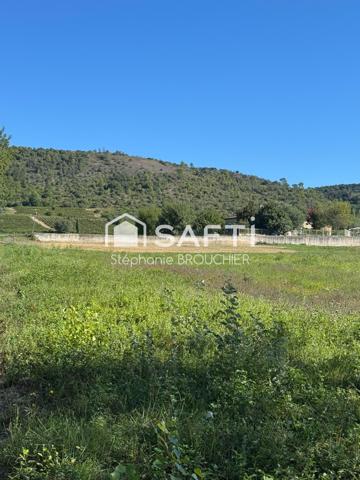 Terrain constructible 900m²