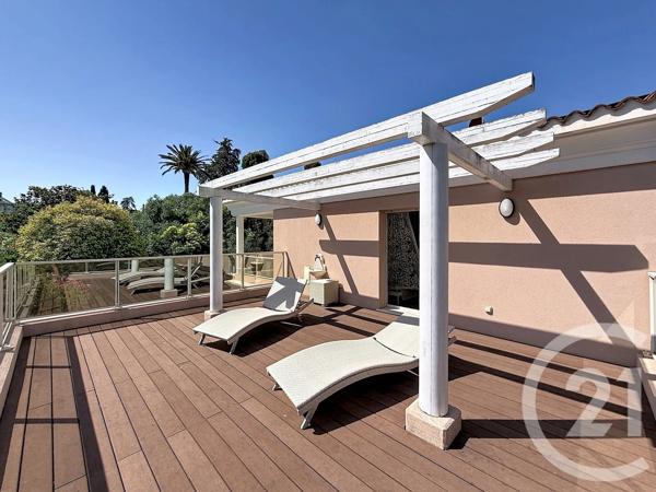 Maison à vendre  6 pièces - 240 m 2   ANTIBES  - 06