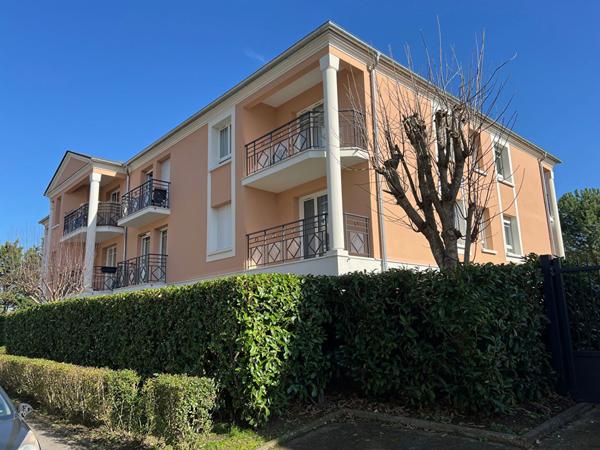 Appartement à vendre sur la commune de L'Isle Adam - 2 pièces 35m2