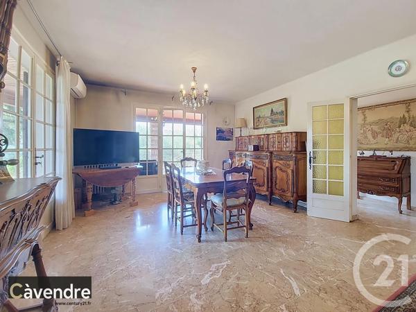 Maison à vendre  7 pièces - 240 m 2   AVIGNON  - 84
