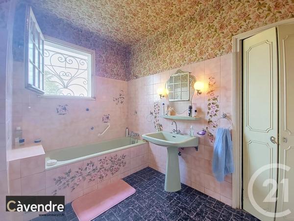 Maison à vendre  7 pièces - 240 m 2   AVIGNON  - 84