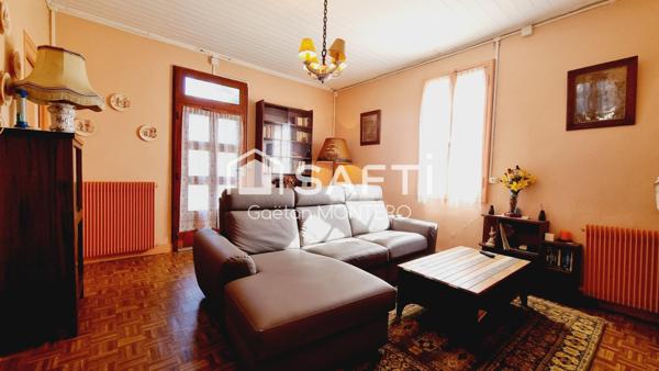 Maison 4 chambres, garage et atelier