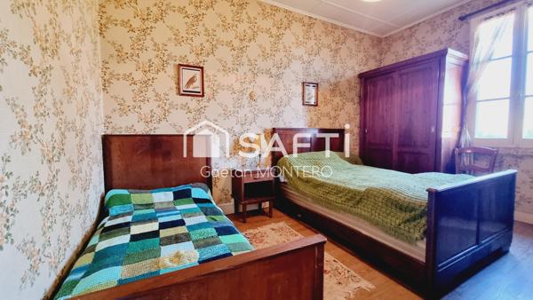 Maison 4 chambres, garage et atelier