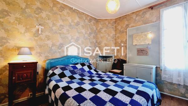 Maison 4 chambres, garage et atelier