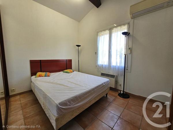 Maison à vendre  6 pièces - 155,23 m 2   SIX FOURS LES PLAGES  - 83