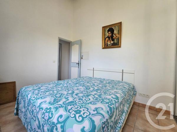 Maison à vendre  6 pièces - 155,23 m 2   SIX FOURS LES PLAGES  - 83