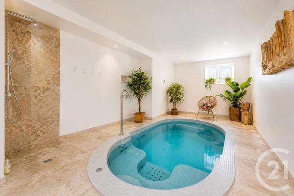 Maison à vendre  5 pièces - 203,20 m 2   VENCE  - 06
