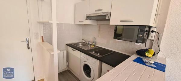 Appartement à louer 1 pièce 28.09m²