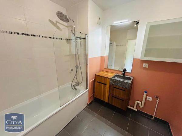 Appartement à louer 3 pièces 63.9m² Lambersart (59130)
