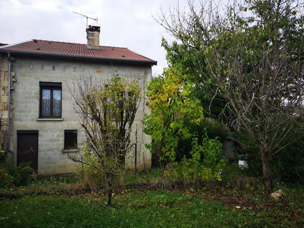 Cousances les Forges maison de village disposant de 2 appartements