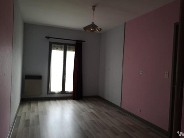 Cousances les Forges maison de village disposant de 2 appartements