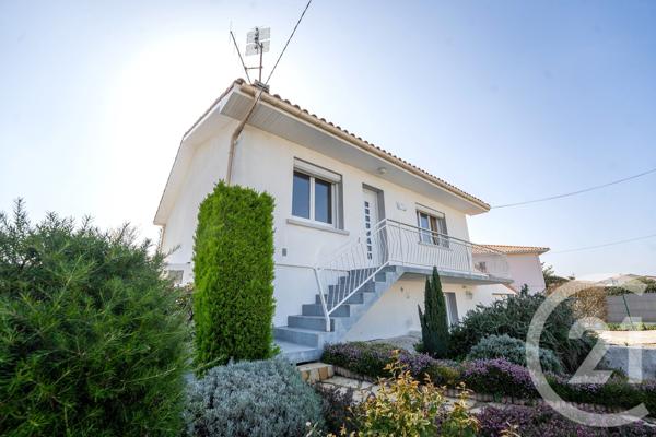 Maison à vendre  5 pièces - 143 m 2   COZES  - 17