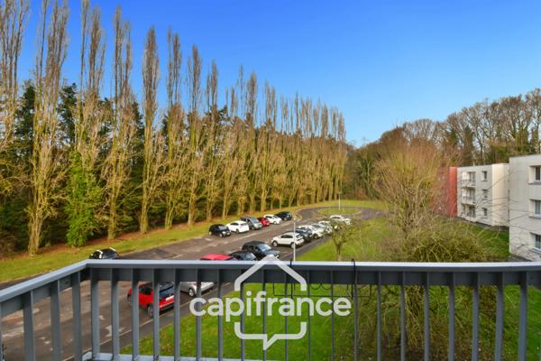 Appartement T4 lumineux avec balcon, et stationnement privatif