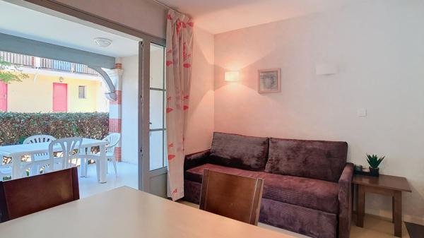 A vendre Superbe Appartement à Nérac 2 pièces 29 m2 au rez de chaussée avec terrasse