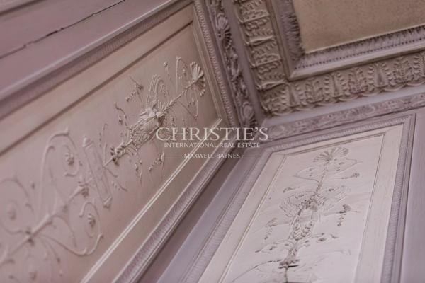 Bordeaux Saint-Pierre – Appartement de plus de 400 m² dans un Hôtel particulier classé Monument Historique