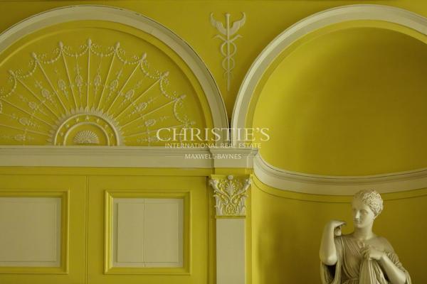 Bordeaux Saint-Pierre – Appartement de plus de 400 m² dans un Hôtel particulier classé Monument Historique