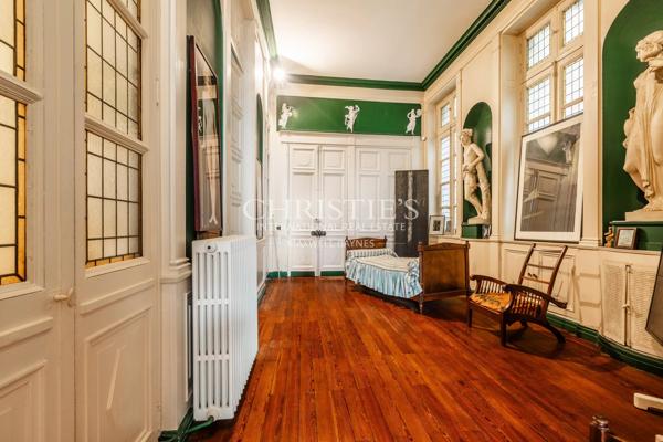 Bordeaux Saint-Pierre – Appartement de plus de 400 m² dans un Hôtel particulier classé Monument Historique