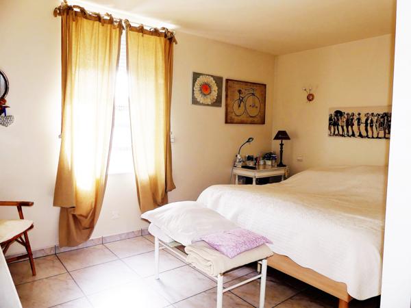 Labruguière (81290) MAISON 7 PIECES AVEC RAPPORT LOCATIF