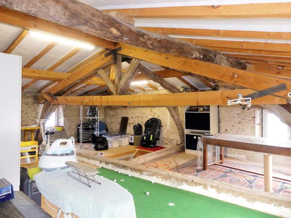 Labruguière (81290) MAISON 7 PIECES AVEC RAPPORT LOCATIF