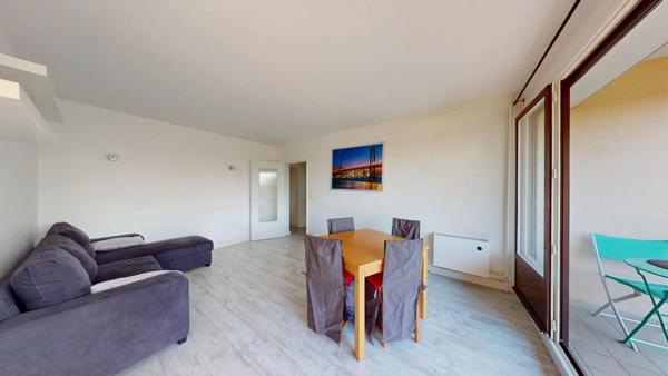 Vente                                                      Appartement
                        
                     3 pièces                      61 m2                     à Chennevières-sur-Marne