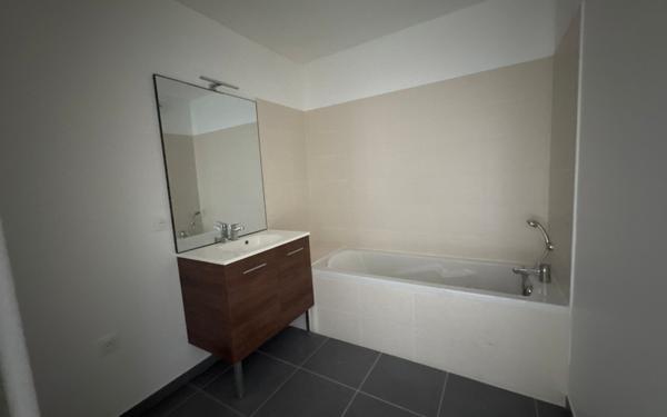 Appartement à vendre    4 pièces •  Pont-de-Chéruy