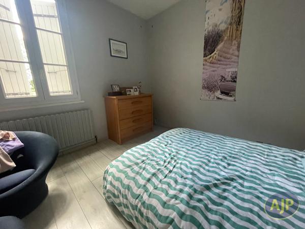 Maison à vendre Saintes - 6 pièces, 125m² avec 4 chambre(s) à 221 500€ - AJP Immobilier Saintes