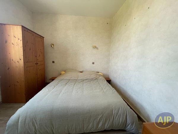 Maison à vendre Saintes - 6 pièces, 125m² avec 4 chambre(s) à 221 500€ - AJP Immobilier Saintes